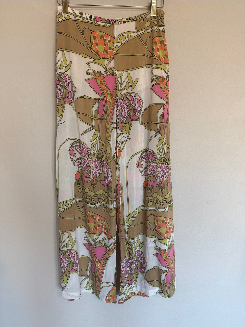 Trina Turk Wide-Leg Silk Print Pants with Side Zipper. Size 2